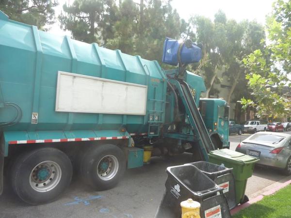 10689644_10156061843235788_253904630104431029_n